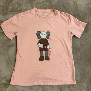 KAWS X UNIQLO companion Tee
